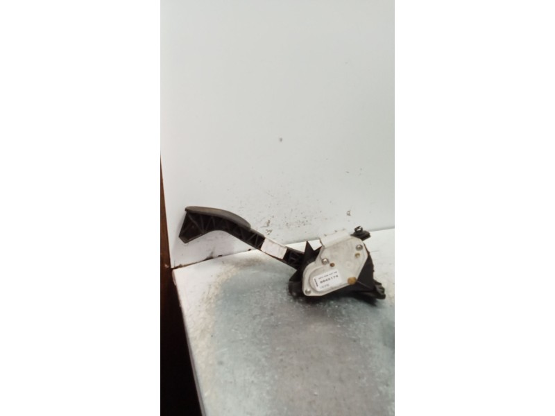 Recambio de potenciometro pedal para volvo c70 cabriolet 2.4 20v turbo cat referencia OEM IAM 6pv00853708 8645174 