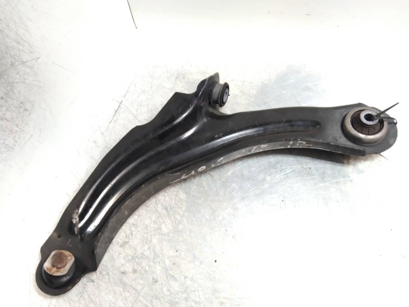 Recambio de brazo suspension inferior delantero izquierdo para renault clio iv 1.5 dci diesel fap referencia OEM IAM   