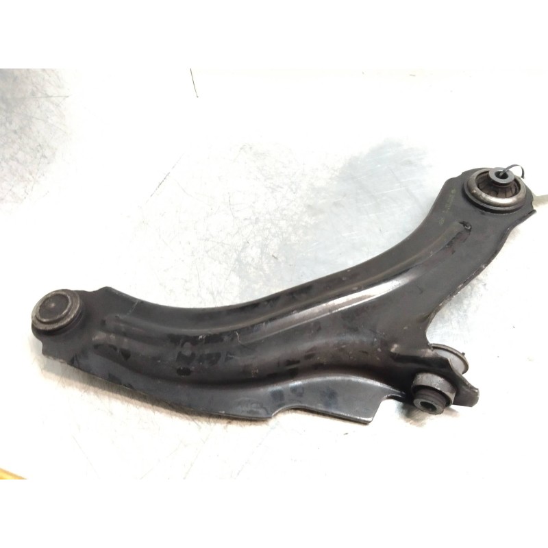 Recambio de brazo suspension inferior delantero izquierdo para renault clio iv 1.5 dci diesel fap referencia OEM IAM   