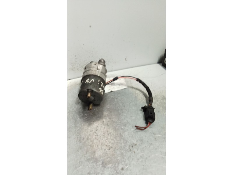 Recambio de bomba suspension para audi s6 avant (4b6) 4.2 v8 40v referencia OEM IAM 8E0614175D  