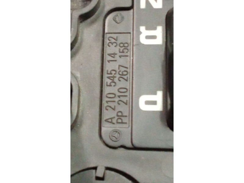 Recambio de palanca cambio para mercedes-benz clase e (w210) e 270 cdi (210.016) referencia OEM IAM A2105451432 210267158  Recambio de palanca cambio para mercedes-benz clase e (w210) e 270 cdi (210.016) referencia OEM IAM A2105451432 210267158