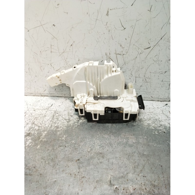 Recambio de motor cierre centralizado delantero izquierdo para infiniti q30 2.2 d referencia OEM IAM A0997201901 5P 