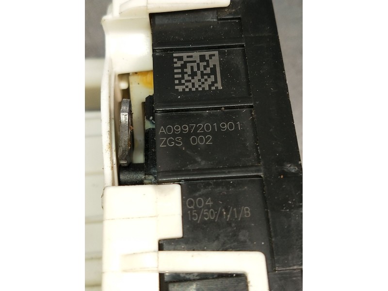 Recambio de motor cierre centralizado delantero izquierdo para infiniti q30 2.2 d referencia OEM IAM A0997201901 5P 