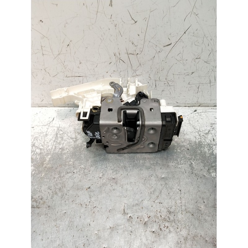 Recambio de motor cierre centralizado trasero derecho para infiniti q30 2.2 d referencia OEM IAM A0997305600 5P 