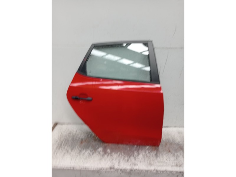 Recambio de puerta trasera derecha para hyundai i30 classic referencia OEM IAM  5P 