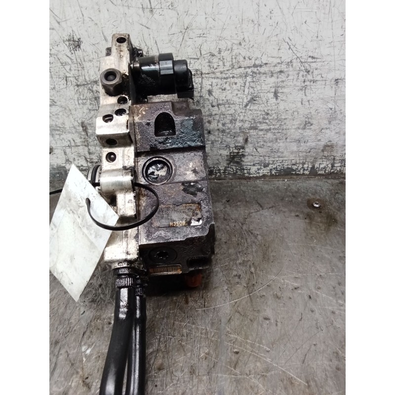 Recambio de bomba inyeccion para mercedes-benz clase c (w203) c 200 cdi (203.007) referencia OEM IAM 0445010078 A6480700001 BOSC