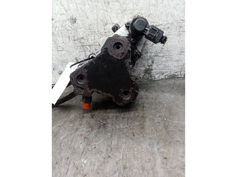 Recambio de bomba inyeccion para mercedes-benz clase c (w203) c 200 cdi (203.007) referencia OEM IAM 0445010078 A6480700001 BOSC