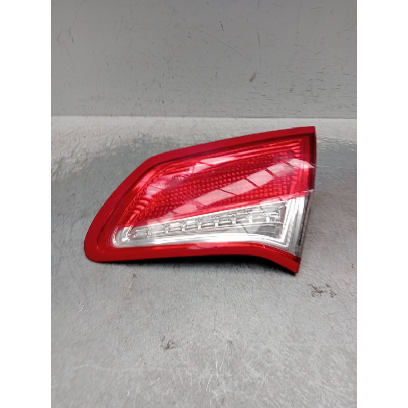 Recambio de piloto trasero derecho interior para citroën c4 ii (nc_) 1.6 hdi 90 referencia OEM IAM 967215548001  
