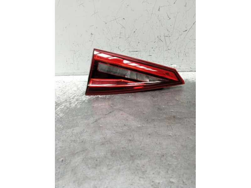 Recambio de piloto trasero izquierdo interior para infiniti q30 2.2 d referencia OEM IAM 265455DF0A 90078969 