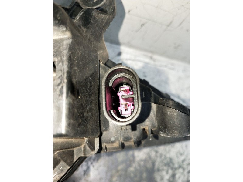 Recambio de faro antiniebla derecho para infiniti q30 2.2 d referencia OEM IAM 89250141 261505DA2A 