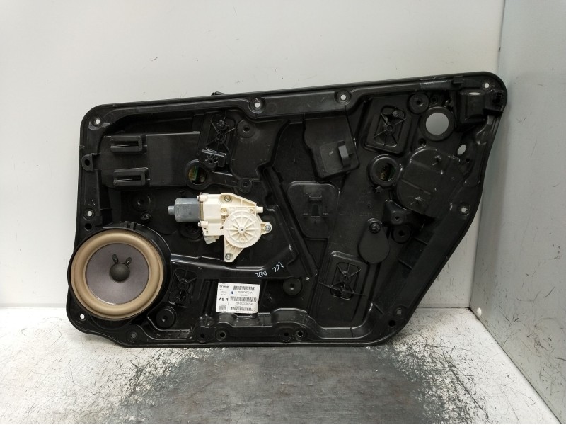 Recambio de elevalunas delantero derecho para infiniti q30 2.2 d referencia OEM IAM A2469065200 5P 933866101 807M05DC3A