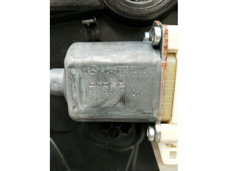 Recambio de elevalunas delantero derecho para infiniti q30 2.2 d referencia OEM IAM A2469065200 5P 933866101 807M05DC3A