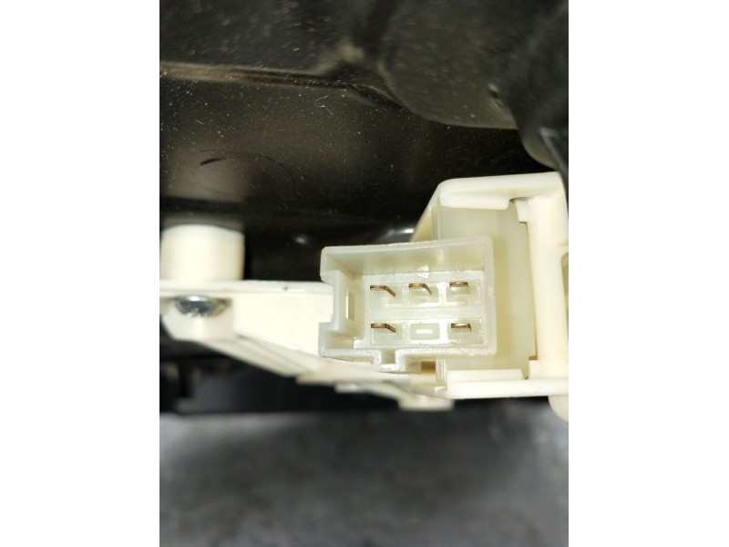 Recambio de elevalunas delantero derecho para infiniti q30 2.2 d referencia OEM IAM A2469065200 5P 933866101 807M05DC3A