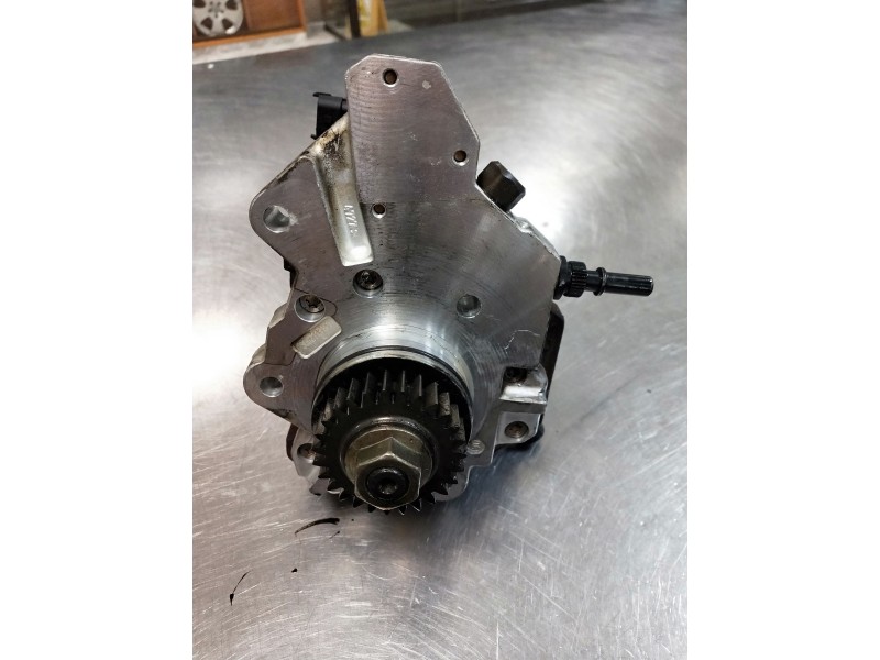 Recambio de bomba inyeccion para renault laguna ii grandtour (kg0) dynamique confort referencia OEM IAM 0445010099 8200564112 BO