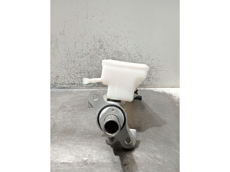 Recambio de bomba freno para infiniti q30 2.2 d referencia OEM IAM A2464300202 32670345 