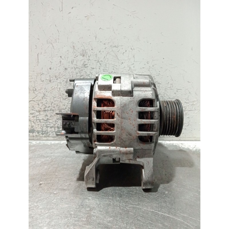Recambio de alternador para renault clio iii (br0/1, cr0/1) 1.2 16v (br02, br0j, br11, cr02, cr0j, cr11) referencia OEM IAM 4674