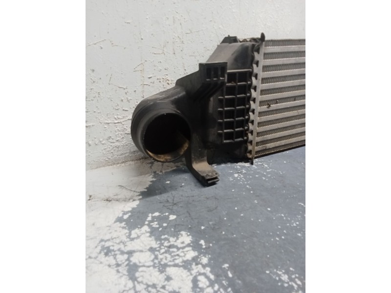 Recambio de intercooler para infiniti q30 2.2 d referencia OEM IAM A2465000900  