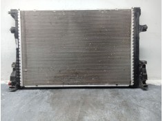 Recambio de radiador agua para infiniti q30 2.2 d referencia OEM IAM A2465001303  