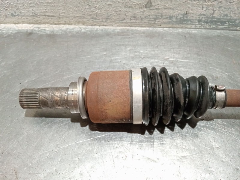 Recambio de transmision delantera izquierda para renault clio iii (br0/1, cr0/1) 1.2 16v (br02, br0j, br11, cr02, cr0j, cr11) re