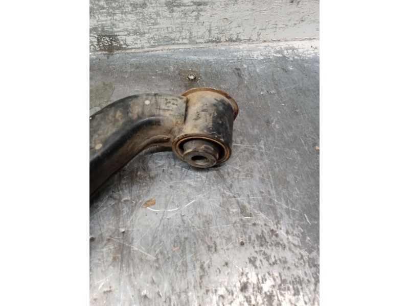 Recambio de brazo suspension inferior delantero izquierdo para honda cr-v ii (rd_) 2.0 (rd5) referencia OEM IAM   