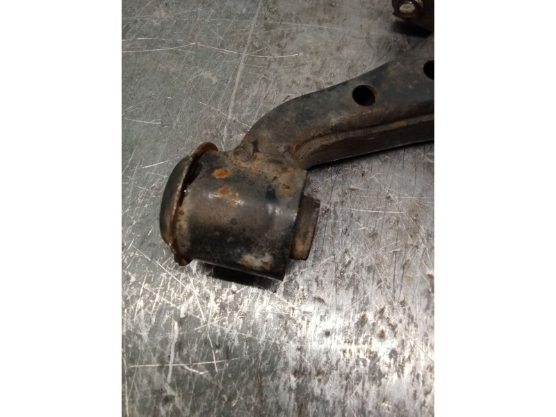 Recambio de brazo suspension inferior delantero izquierdo para honda cr-v ii (rd_) 2.0 (rd5) referencia OEM IAM   