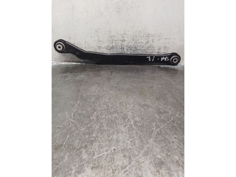 Recambio de brazo suspension inferior trasero izquierdo para bmw x1/ix1 u11 x1 sdrive18d referencia OEM IAM 7915358  