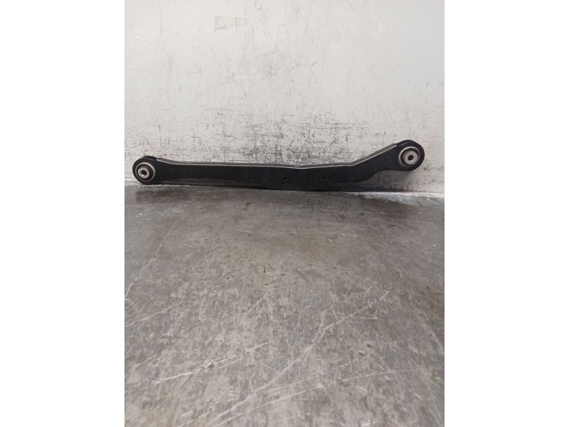 Recambio de brazo suspension inferior trasero izquierdo para bmw x1/ix1 u11 x1 sdrive18d referencia OEM IAM 7915358  