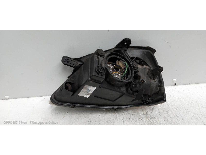 Recambio de faro derecho para kia rio ipanema berlina referencia OEM IAM   PULIR