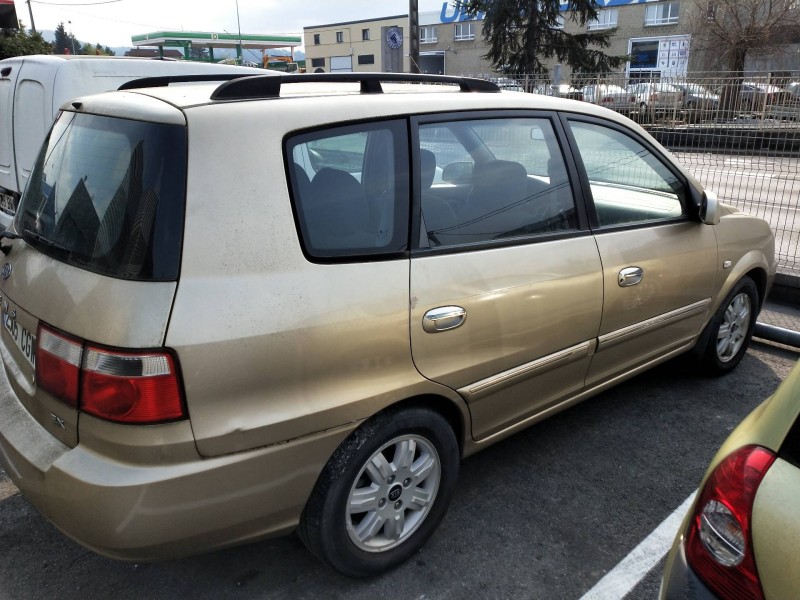 kia carens del año 2003