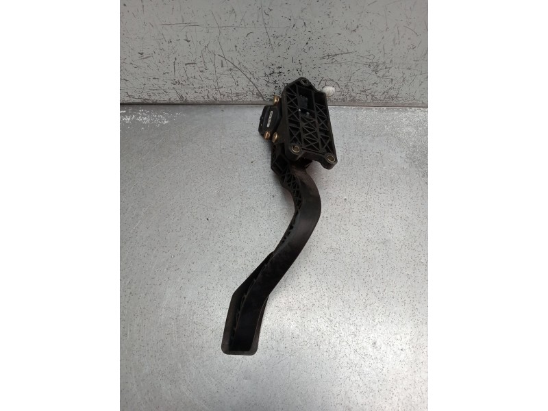 Recambio de potenciometro pedal para hyundai h-1 furgoneta (a1) 2.5 crdi referencia OEM IAM 351904X600  