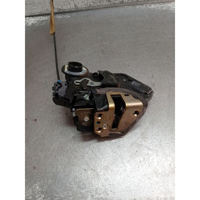 Recambio de motor cierre centralizado trasero derecho para toyota corolla verso (zer_, zze12_, r1_) 1.8 (znr11_) referencia OEM 