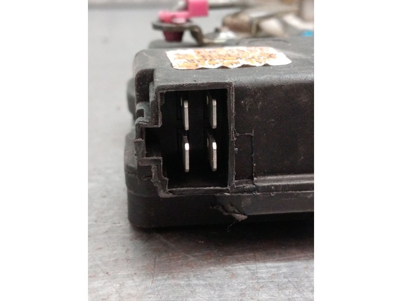 Recambio de motor cierre centralizado delantero derecho para hyundai h-1 furgoneta (a1) 2.5 crdi referencia OEM IAM 957404A050 5