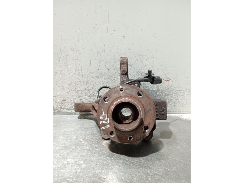 Recambio de mangueta delantera izquierda para renault clio iii (br0/1, cr0/1) 1.2 16v (br02, br0j, br11, cr02, cr0j, cr11) refer