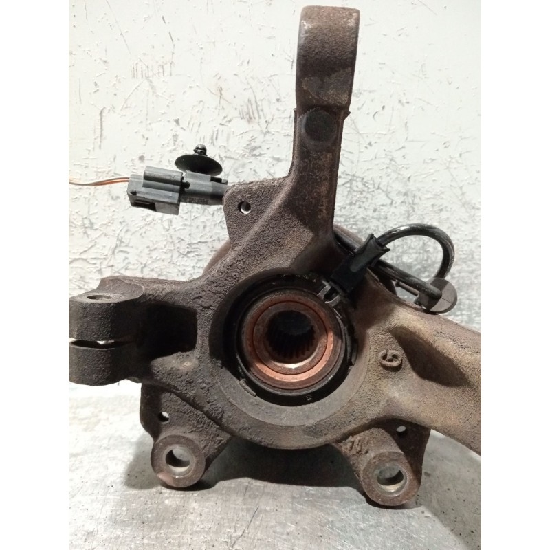 Recambio de mangueta delantera izquierda para renault clio iii (br0/1, cr0/1) 1.2 16v (br02, br0j, br11, cr02, cr0j, cr11) refer