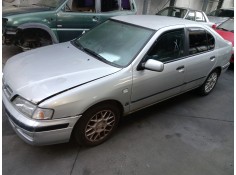 nissan primera berlina (p11) del año 1998