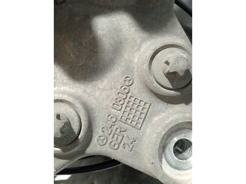 Recambio de mangueta trasera izquierda para infiniti q30 2.2 d referencia OEM IAM 2460306 A2464230420 