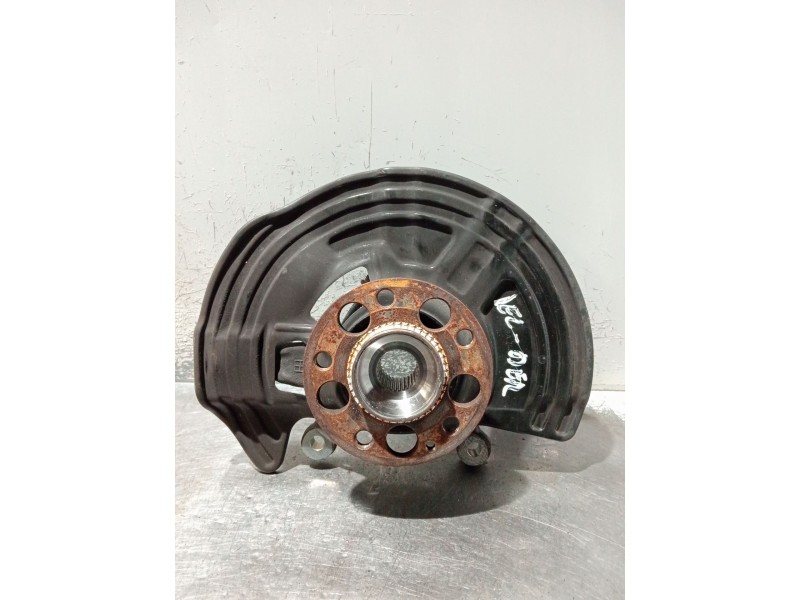 Recambio de mangueta delantera derecha para infiniti q30 2.2 d referencia OEM IAM   