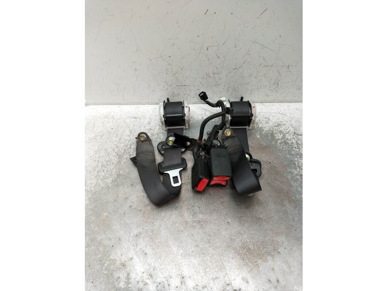Recambio de juego cinturones trasero para honda civic ix (fk) 1.6 i-dtec (fk3) referencia OEM IAM  5P 