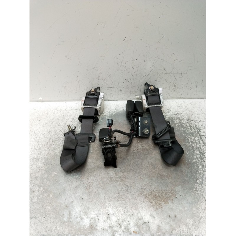 Recambio de juego cinturones trasero para honda civic ix (fk) 1.6 i-dtec (fk3) referencia OEM IAM  5P 