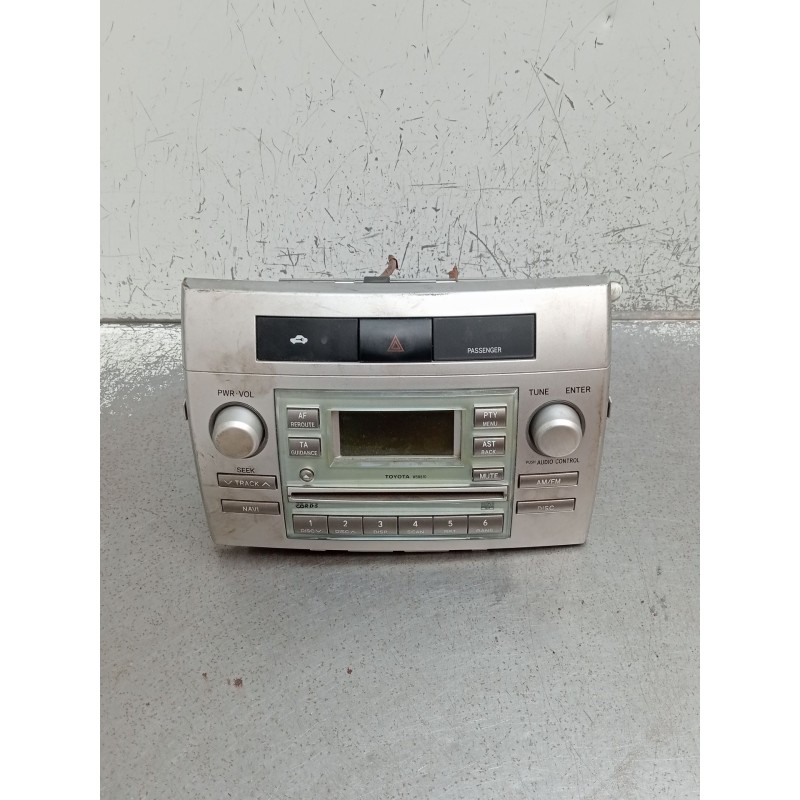 Recambio de sistema audio / radio cd para toyota corolla verso (zer_, zze12_, r1_) 1.8 (znr11_) referencia OEM IAM 861200F010  