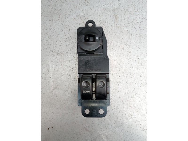 Recambio de mando elevalunas delantero izquierdo para hyundai h-1 furgoneta (a1) 2.5 crdi referencia OEM IAM 935704A000 5P 93570