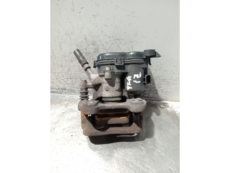 Recambio de pinza freno trasera izquierda para infiniti q30 2.2 d referencia OEM IAM A2464232398  