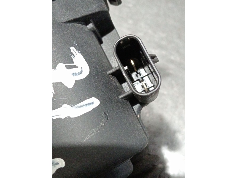 Recambio de pinza freno trasera izquierda para infiniti q30 2.2 d referencia OEM IAM A2464232398  