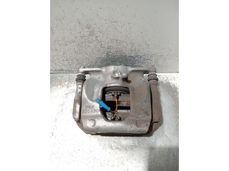 Recambio de pinza freno delantera derecha para infiniti q30 2.2 d referencia OEM IAM   