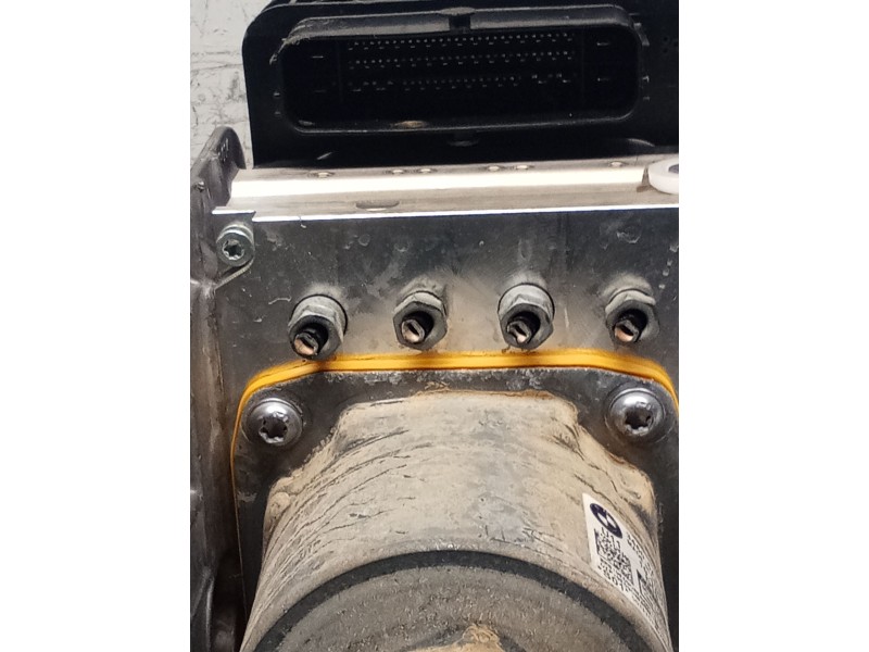 Recambio de abs para bmw x1/ix1 u11 x1 sdrive18d referencia OEM IAM 34505A8B0F001  