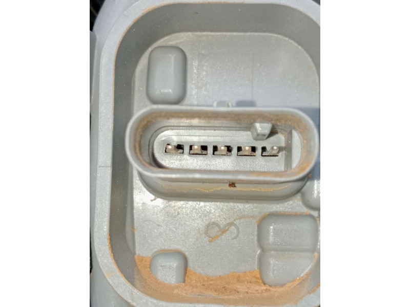 Recambio de piloto trasero izquierdo para jeep renegade referencia OEM IAM 52109469  