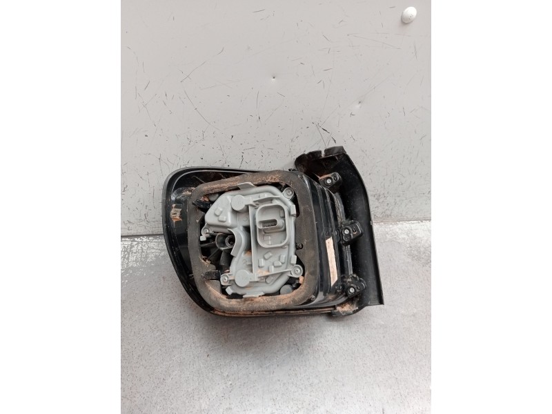 Recambio de piloto trasero derecho para jeep renegade referencia OEM IAM 52109462DX  