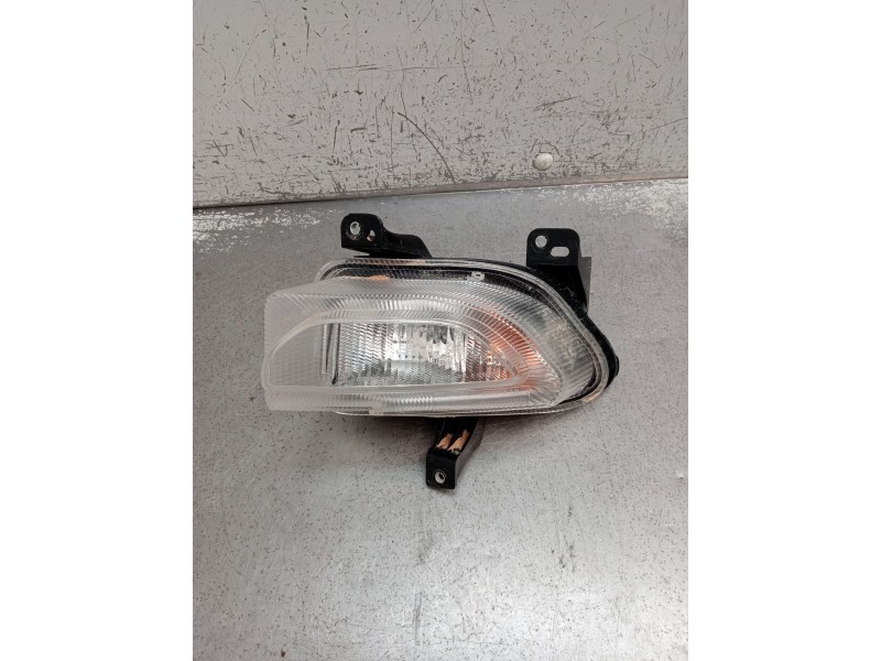 Recambio de piloto delantero izquierdo para jeep renegade referencia OEM IAM 521777750 04092099800010 
