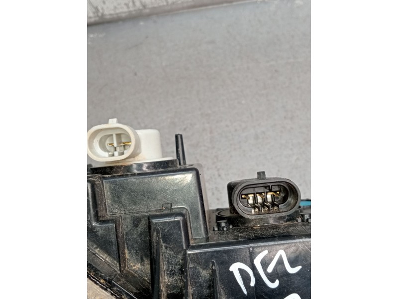 Recambio de piloto delantero izquierdo para jeep renegade referencia OEM IAM 521777750 04092099800010 