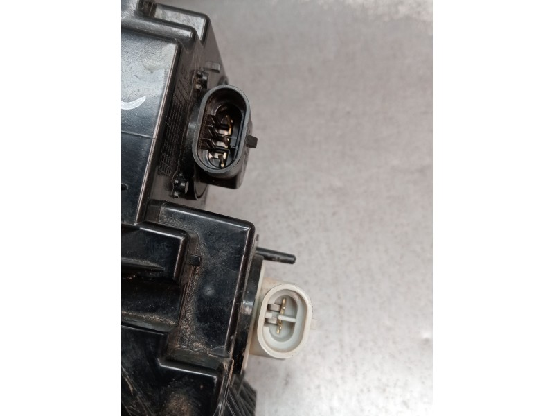 Recambio de piloto delantero derecho para jeep renegade referencia OEM IAM 04091099800010 521777730 